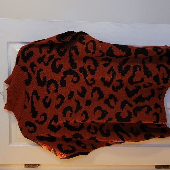 Plus sweaters - Picture 4 of 4